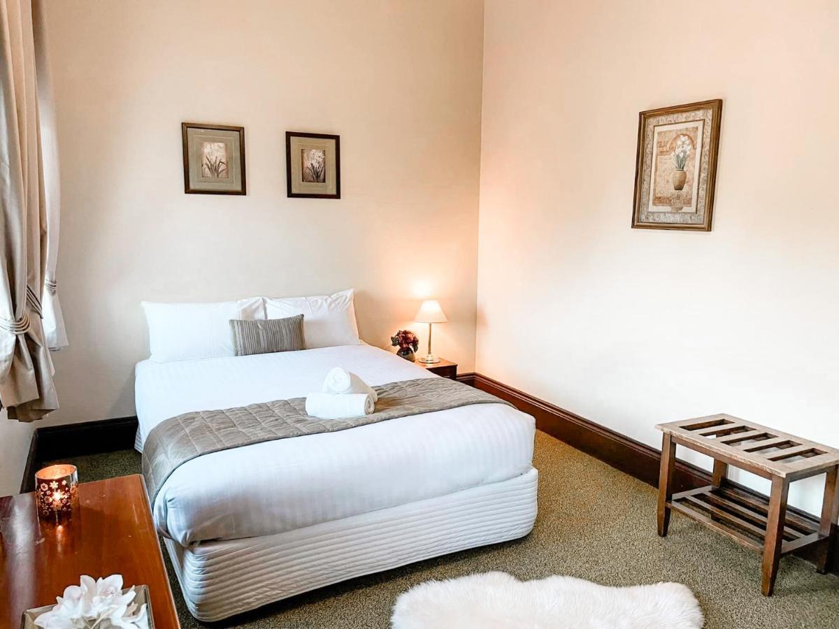 Neath Hotel 외부 사진
