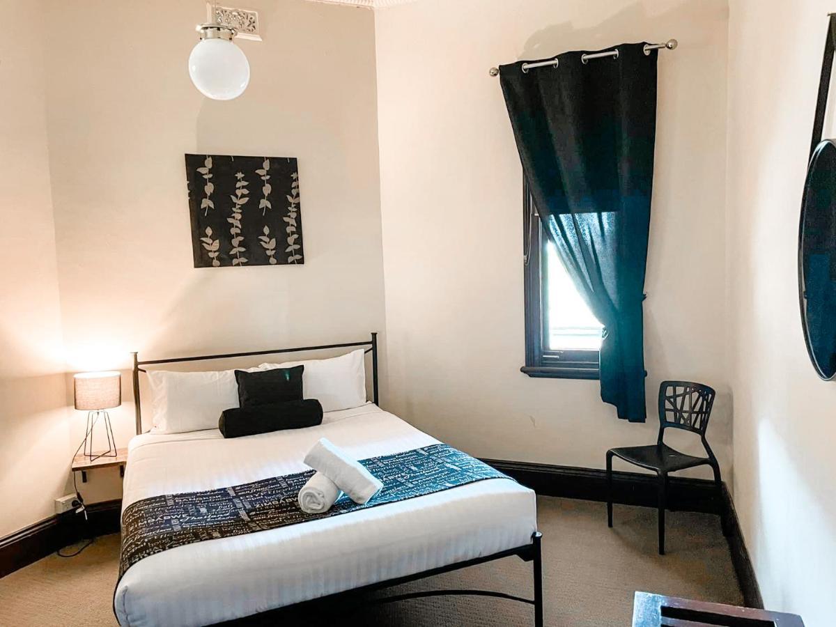 Neath Hotel 외부 사진