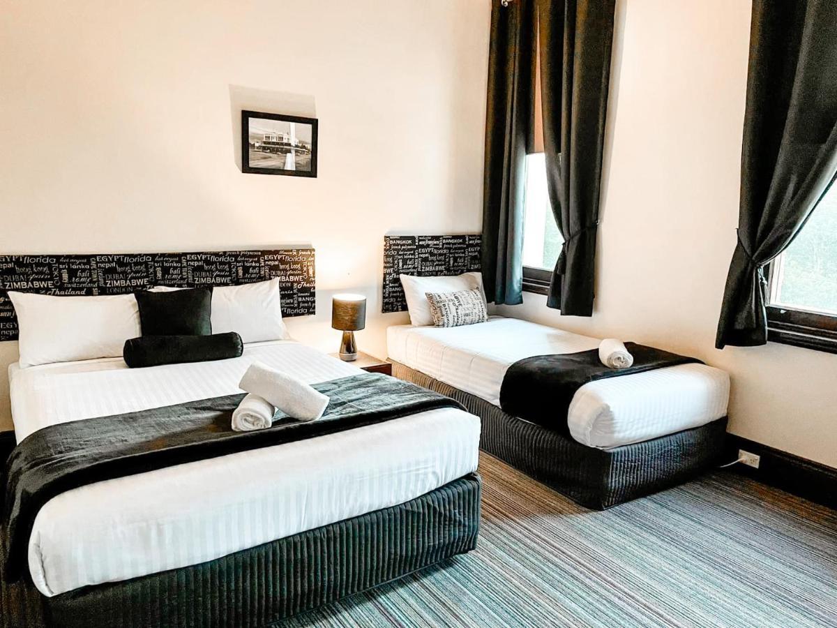Neath Hotel 외부 사진