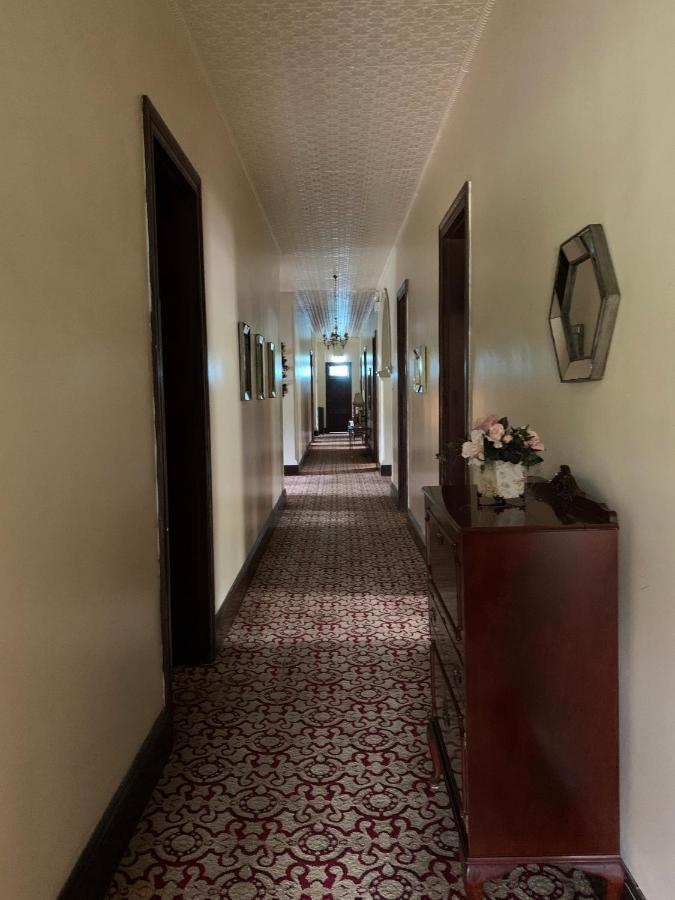 Neath Hotel 외부 사진